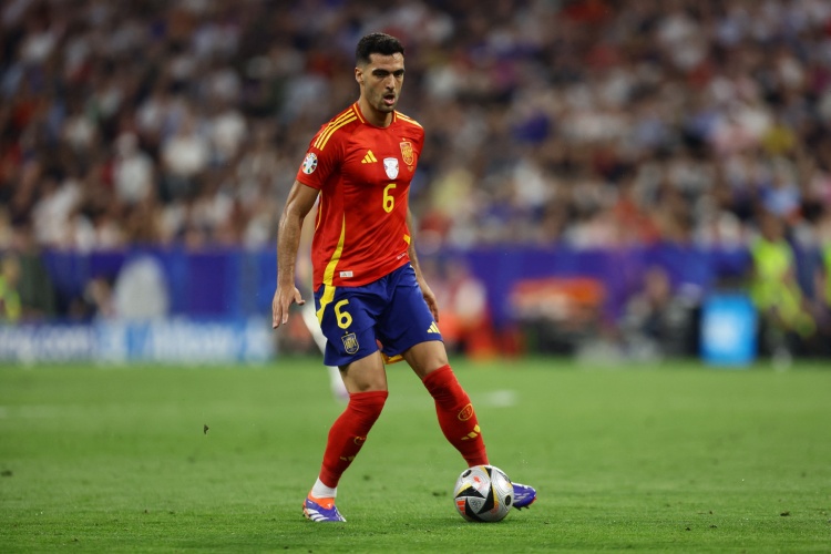 早报:补强后防!米兰官宣帕夫洛维奇加盟