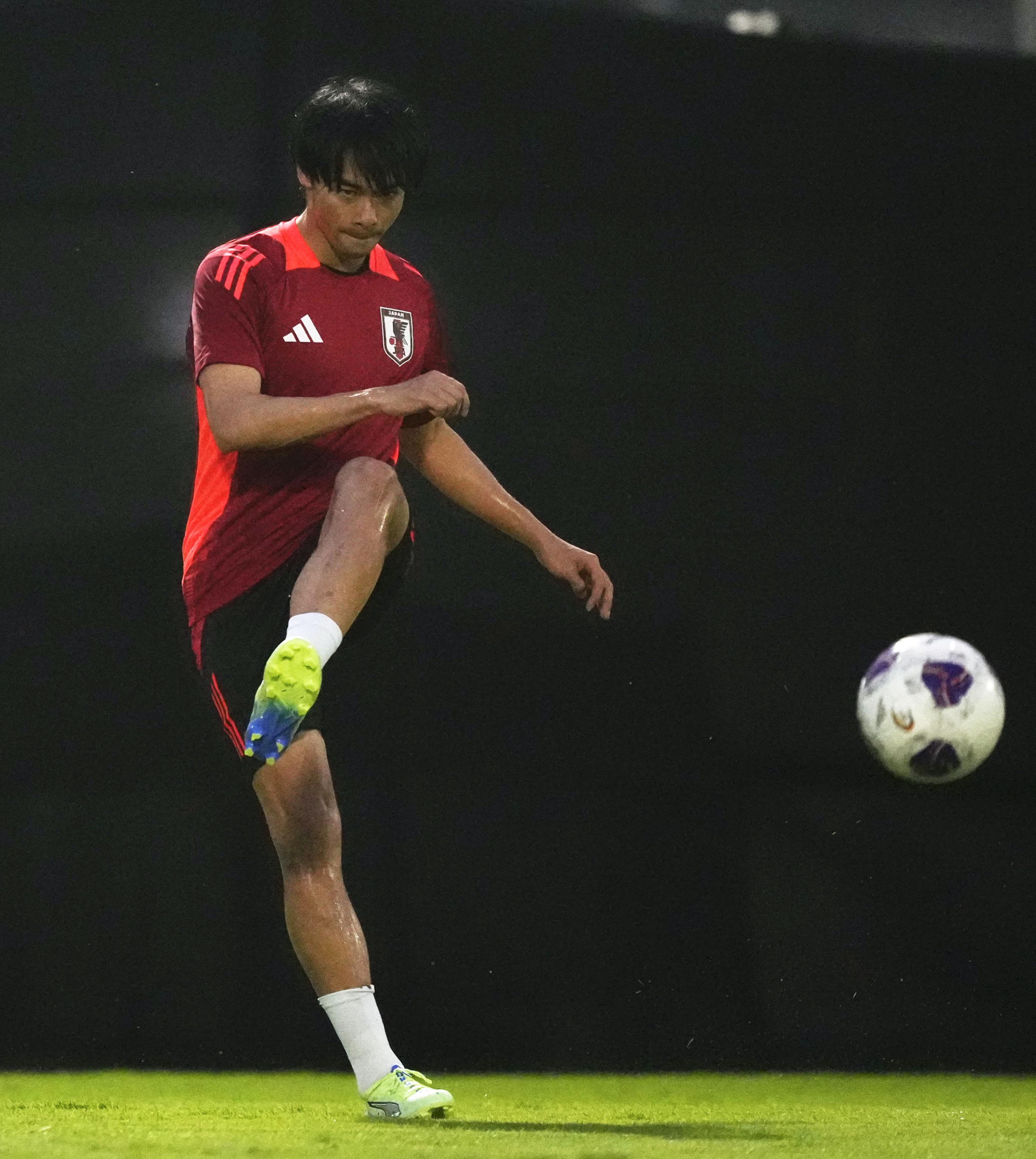 三笘薰：对阵中国需要始终注重防守 上次赢7-0不代表这次也能取胜